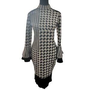 VENUS Black and White Houndstooth Long Sleeve Dress